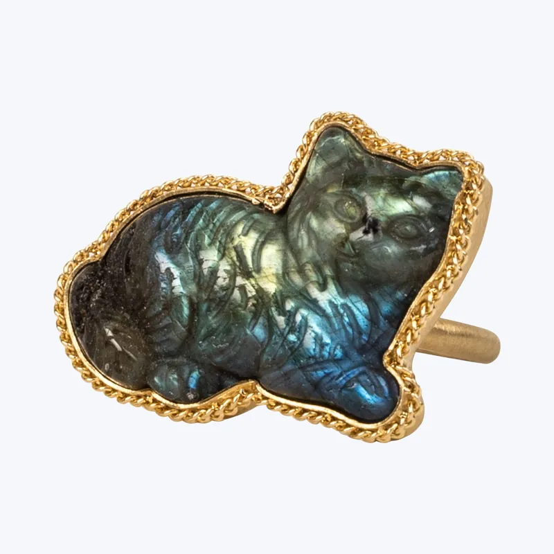 Limited Edition Carved Labradorite Cat Ring Flash Sale